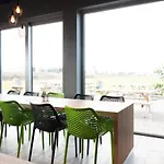 Ibis Budget Oostende Airport Hotel 2*