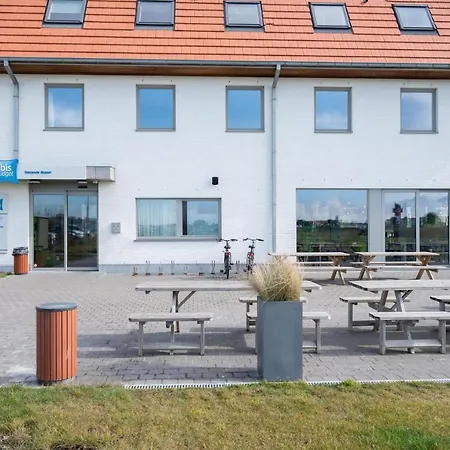 ホテル Ibis Budget Oostende Airport 2*