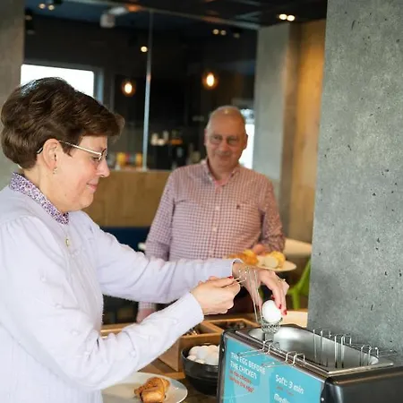Ibis Budget Oostende Airport ミデルケルケ