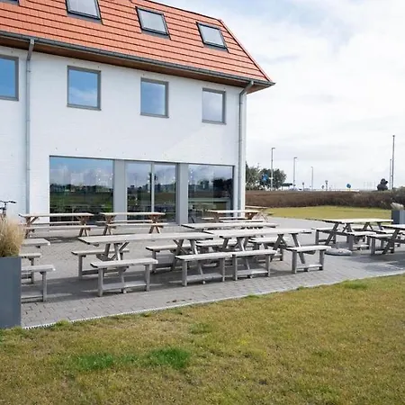 Ibis Budget Oostende Airport 2*