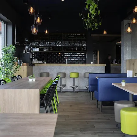 Ibis Budget Oostende Airport 2*