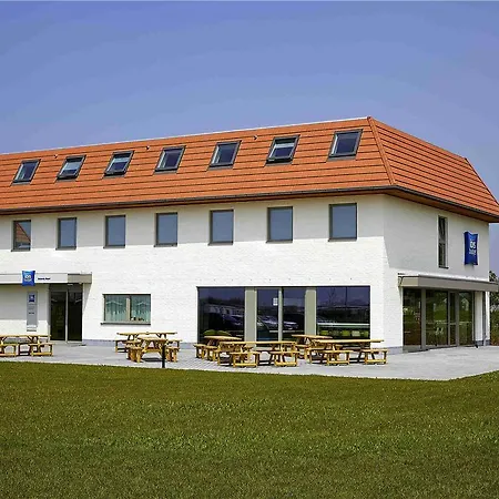 Ibis Budget Oostende Airport 2*