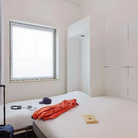 Ibis Budget Oostende Airport Hotel 2*