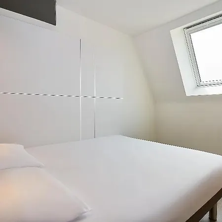 Ibis Budget Oostende Airport Hotel 2*