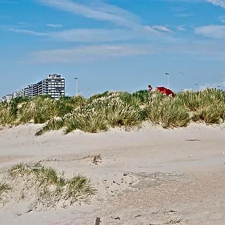 Ibis Budget Oostende Airport Hotel 2*