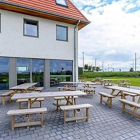 Ibis Budget Oostende Airport 2*