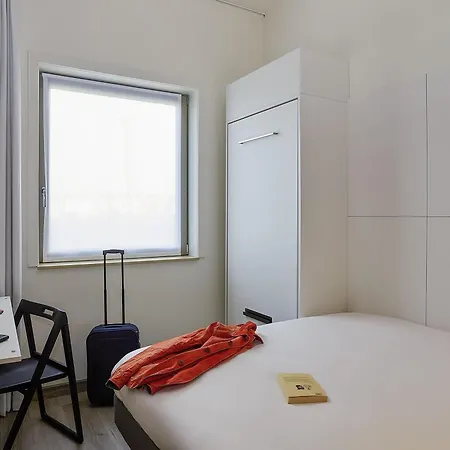 Hotel Ibis Budget Oostende Airport