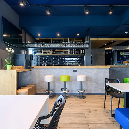 Ibis Budget Oostende Airport Hotel 2*