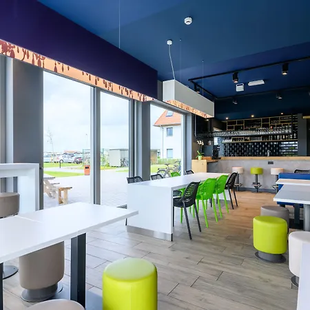 Ibis Budget Oostende Airport 2*