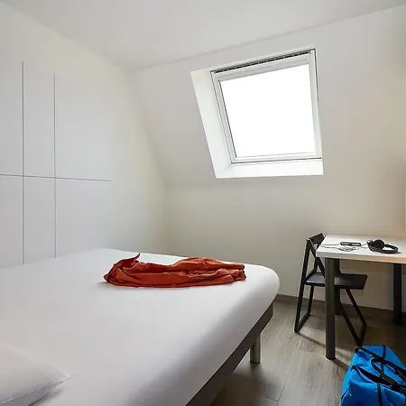 Ibis Budget Oostende Airport 호텔 2*