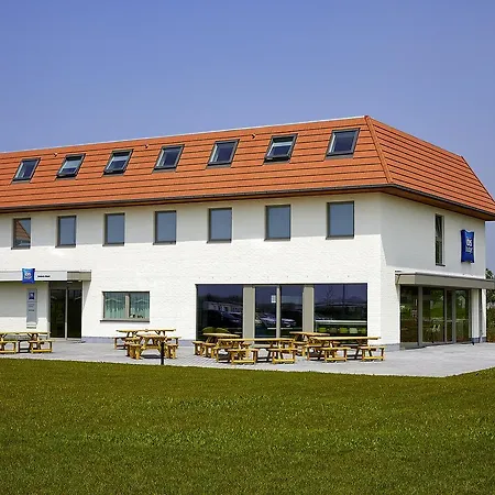 호텔 Ibis Budget Oostende Airport 2*