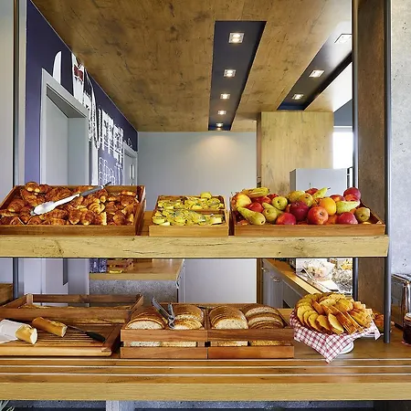 فندق Ibis Budget Oostende Airport 2*