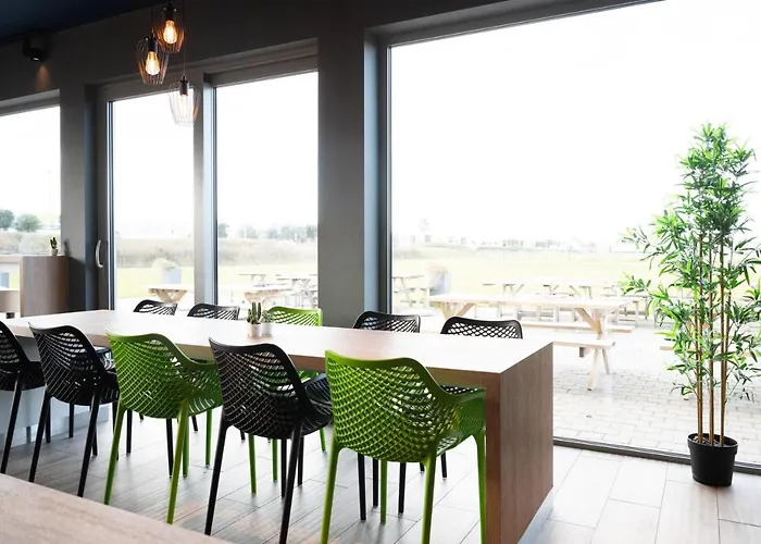 Ibis Budget Oostende Airport 호텔 2*