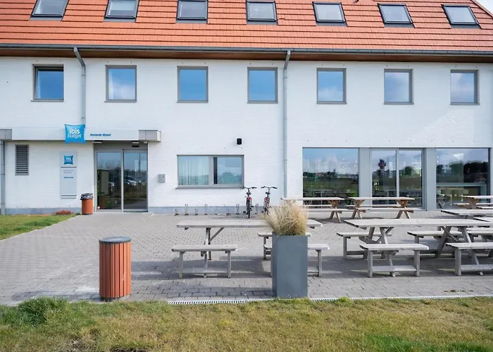 Hotel Ibis Budget Oostende Airport 2*