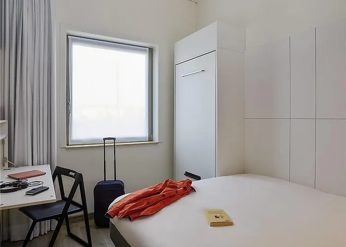 호텔 Ibis Budget Oostende Airport 2*