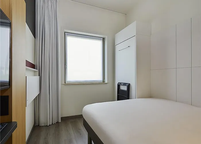 Ibis Budget Oostende Airport 호텔 미들케르케