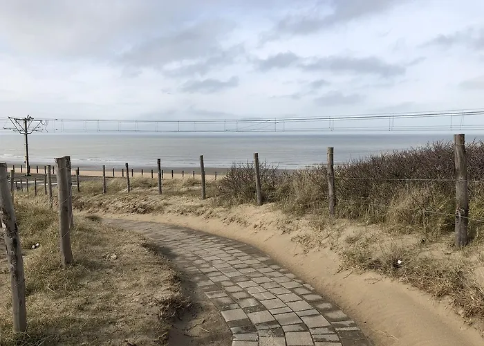 Ibis Budget Oostende Airport Hotell 2*