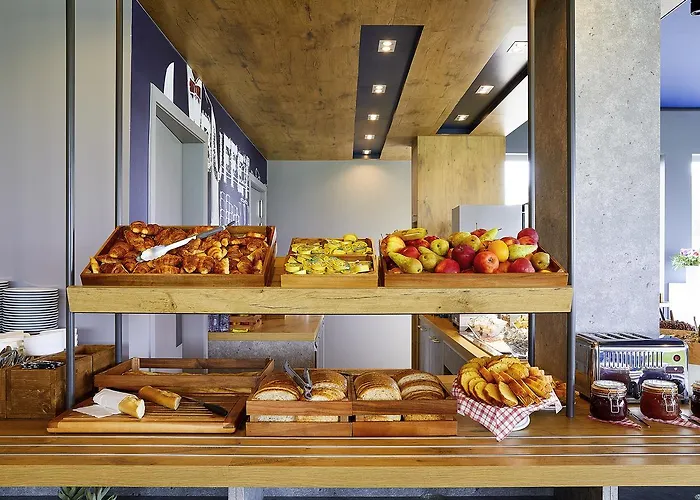 Hotel Ibis Budget Oostende Airport 2*